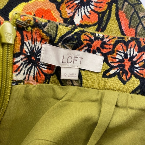 Ann Taylor LOFT Olive Floral Midi Pencil Skirt Womens 12 - Picture 5 of 5